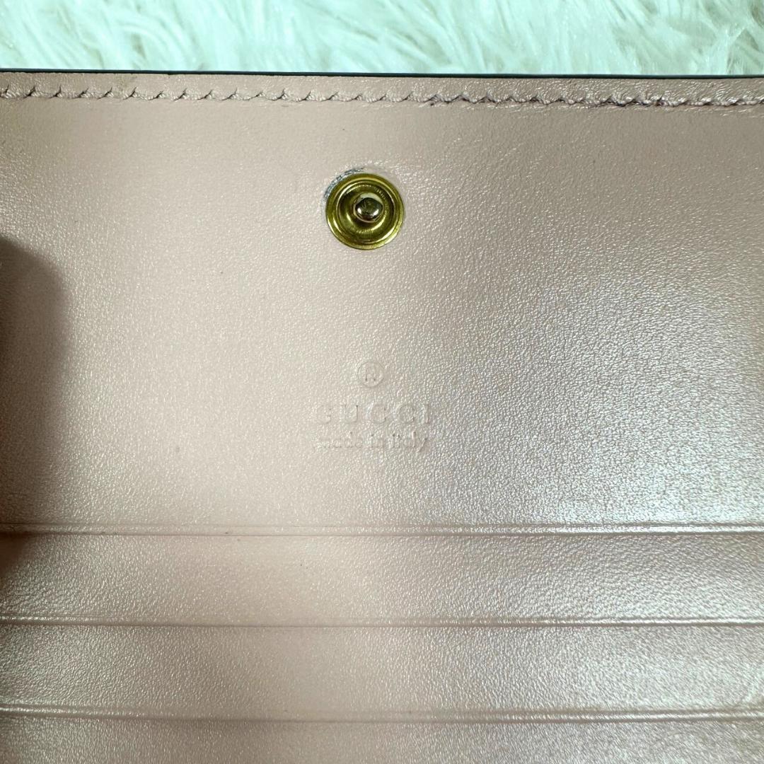 GUCCI グッチ 折財布 シマレザー ピンク GG柄 ゴールド金具 アニマリエ