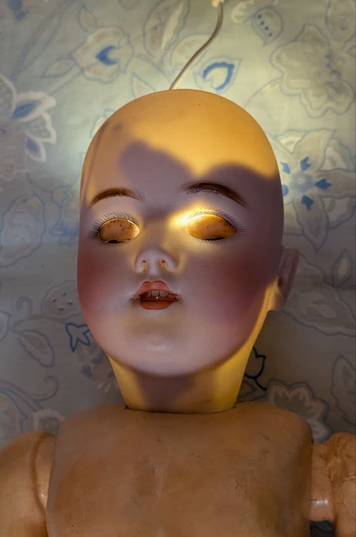 アンティークビスクドール　 HANDWERCK 　109-11