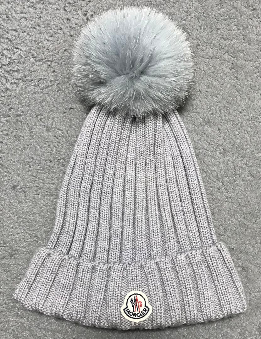 本日限定価格　moncler ビーニー