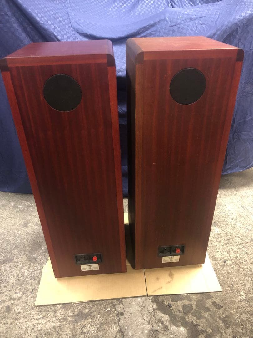 ドイツオーディオメーカーCanton（カントン）スピーカーCT 90