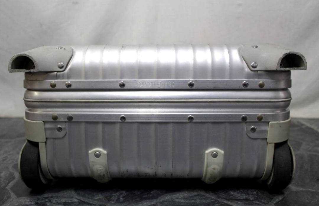 RIMOWAリモワ トパーズ 2輪 機内持ち込み