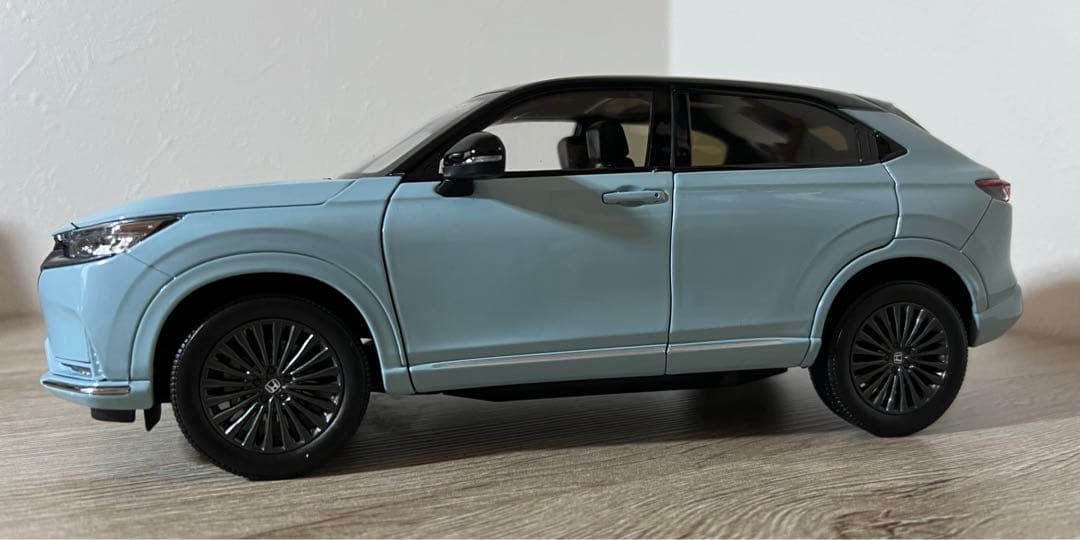 ホンダ HONDA e:NP1 ミニカー 1/18