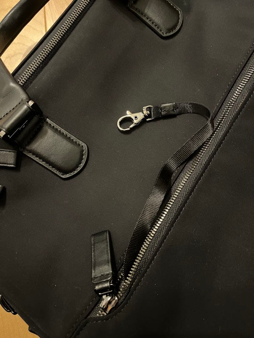 【美品】 TUMI アヴォンデール　ジップバッグ　ブラック　3WAY