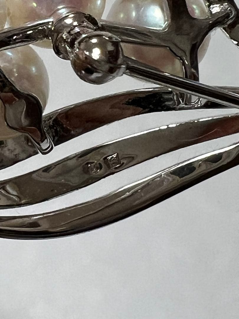 シルバー パール ブローチ 専用ケース付き　コサージュ風