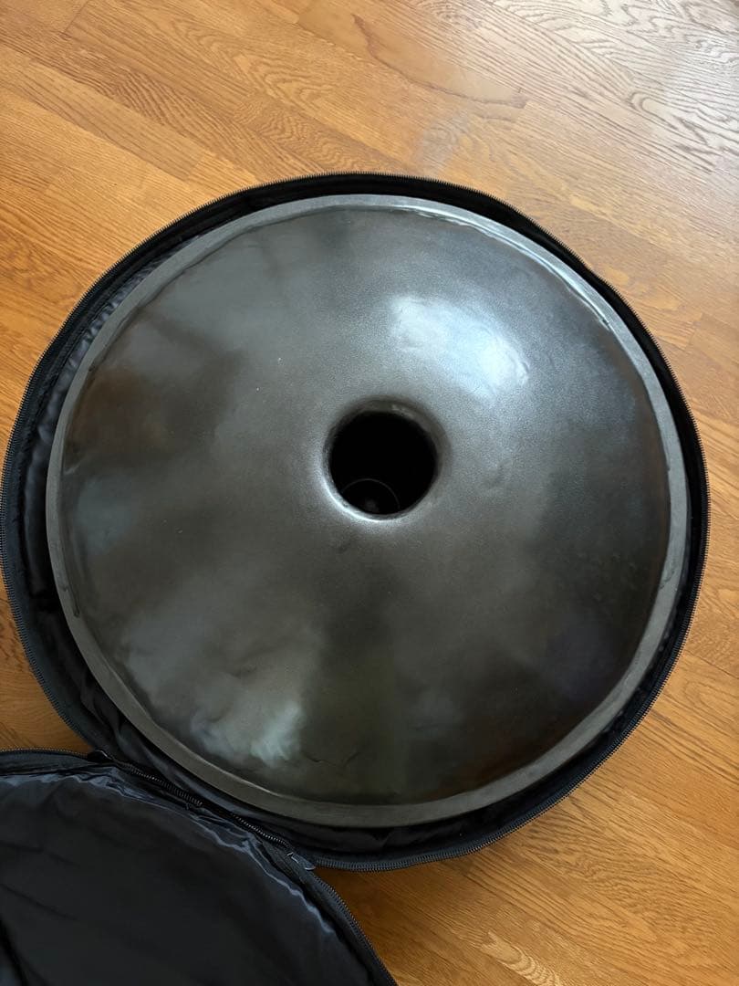 ハンドパン メタリックグレー 60cm バリで作成(バリ音階)鉄製