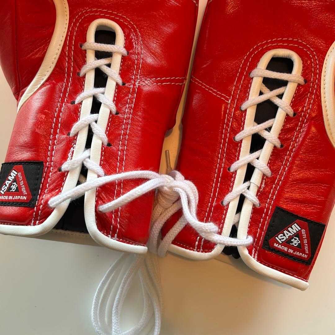 ISAMI BOXER ボクシンググローブ 10oz 紐式　赤