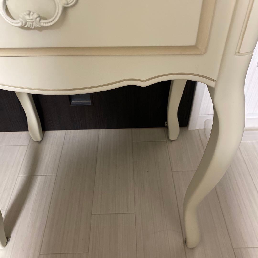 【ローラアシュレイ】ベッドサイドテーブル