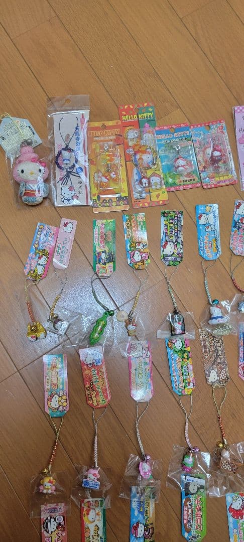 ホホ　ご当地キティまとめ売り