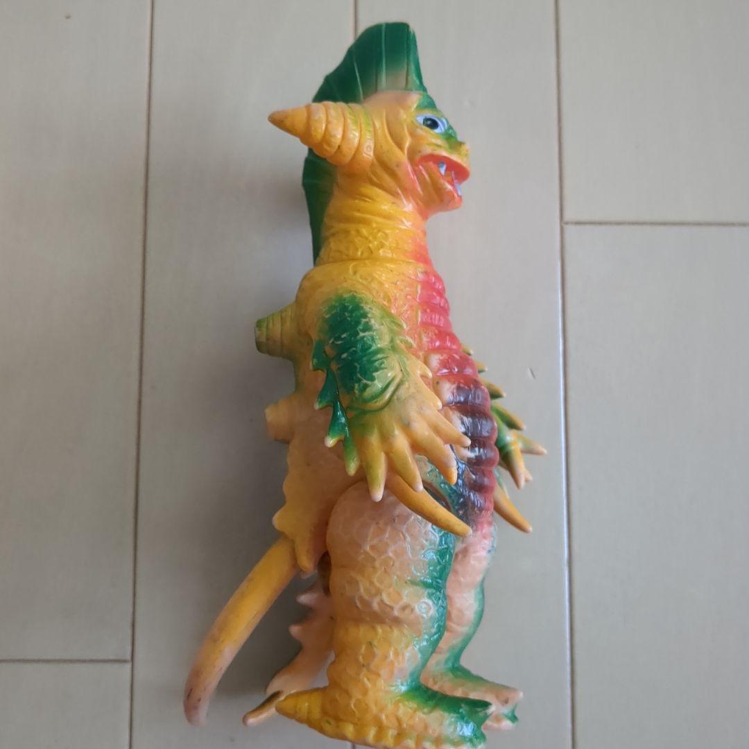 ブルマァク　キングワンダー　ソフビ