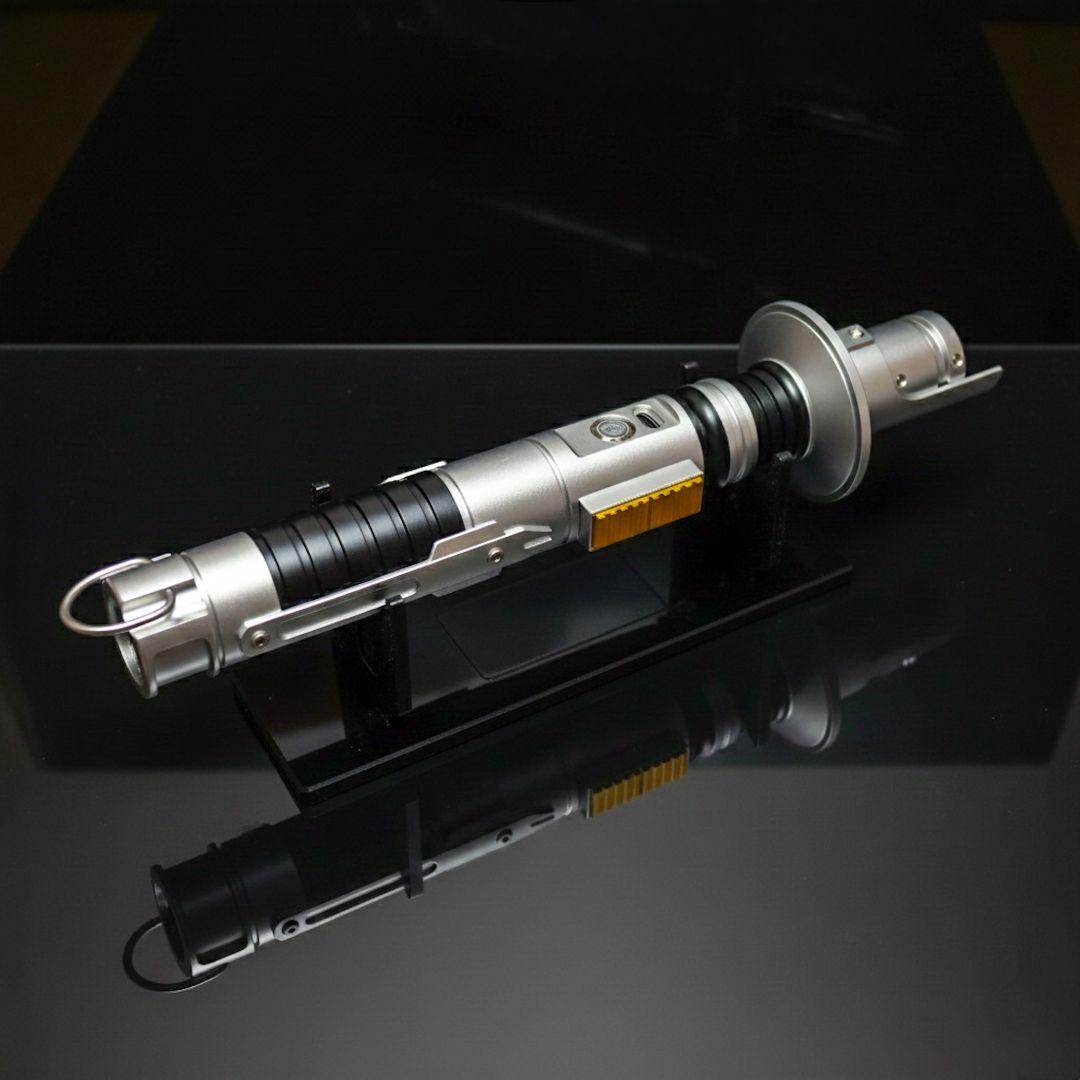 カスタムライトセーバー　新品　エズラ・ブリッジャー　ネオピクセル　スターウォーズ