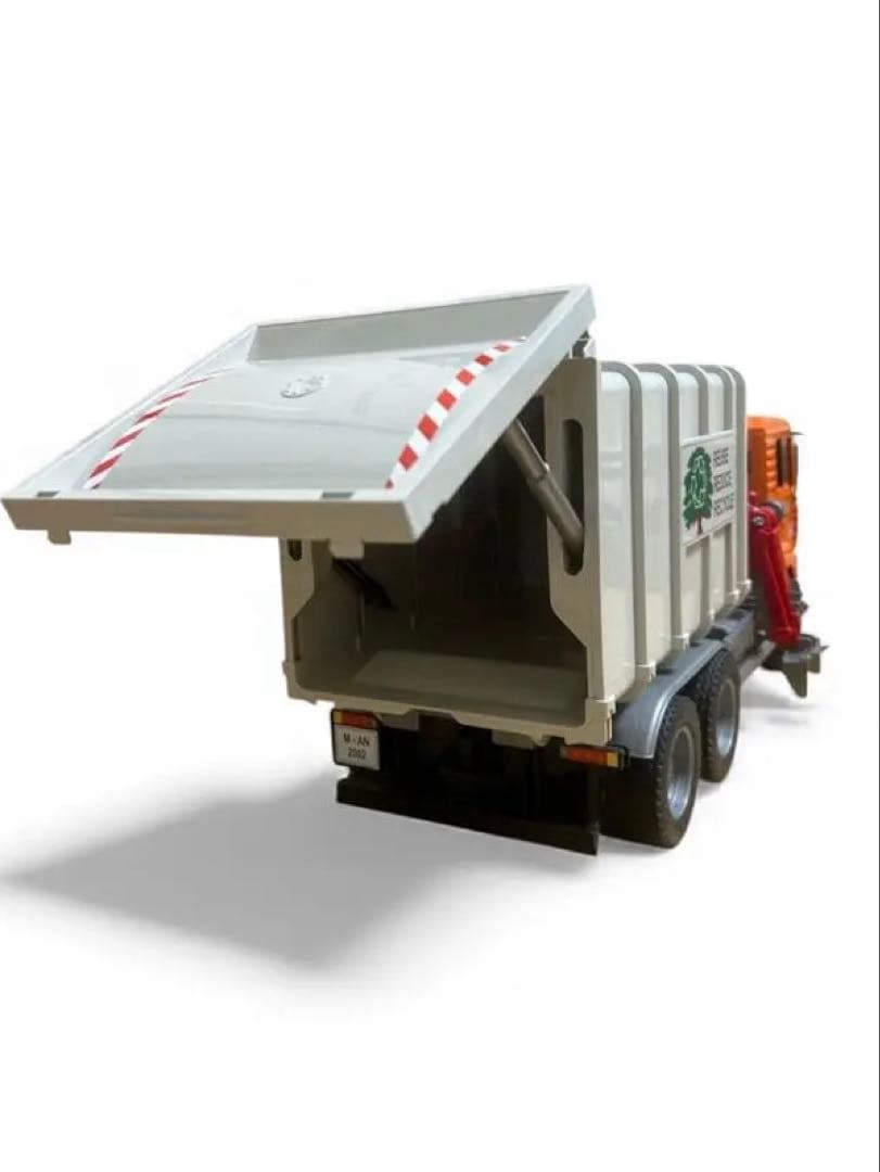 BRUDER MAN ごみ収集車