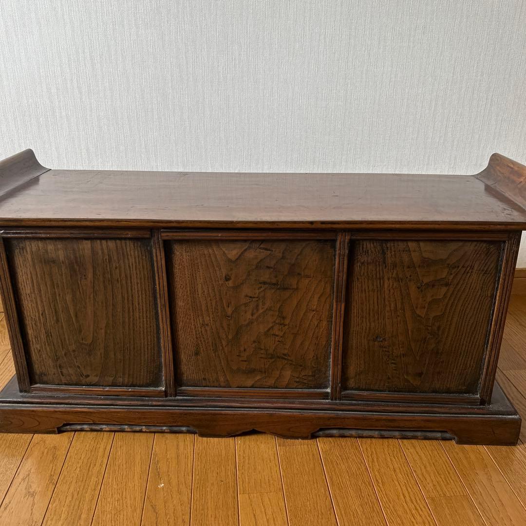 唐木飾り棚　彫刻入り木製箪笥　アンティーク　古美術　中国家具