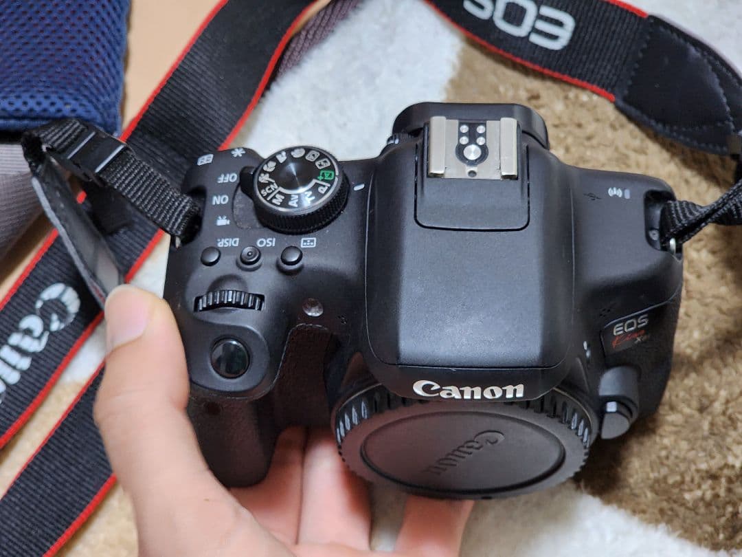 コ*コ様 エ*ド様 「中古物]Canon EOS Kiss X8i 本体 +レン