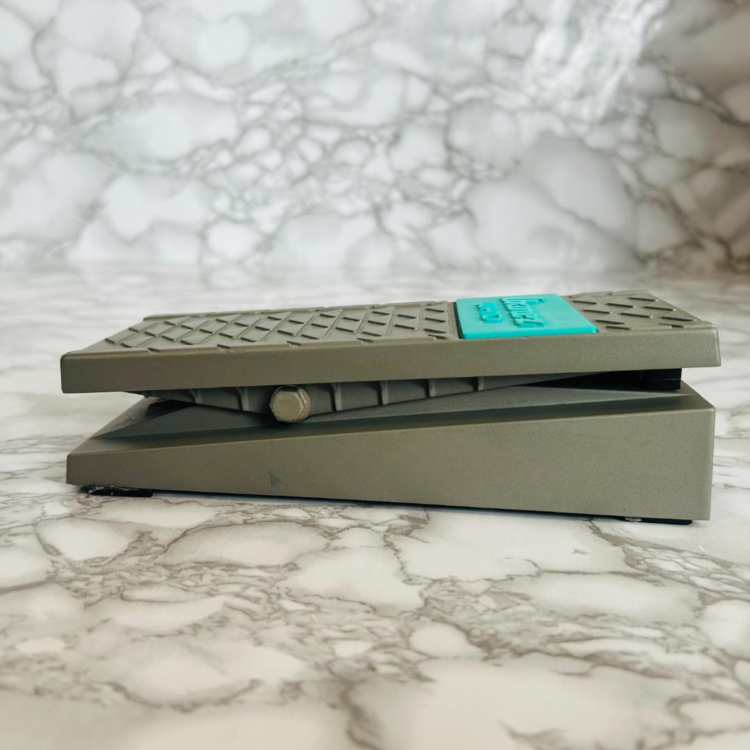 Ibanez ワウペダル WH10V2 ギター/ベース切り替え可能