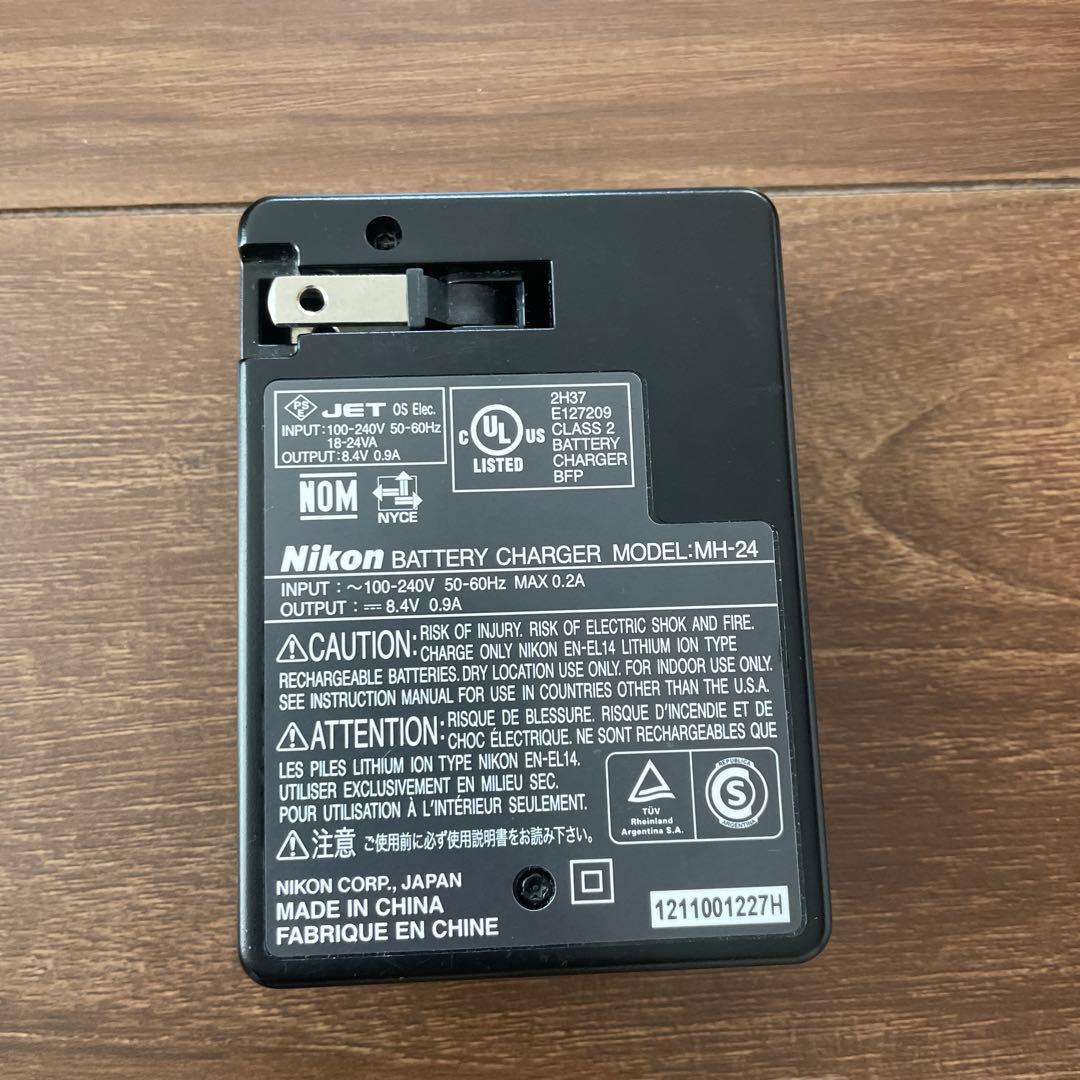 ニコン Nikon D5100 一眼レフ