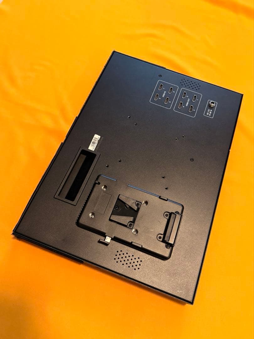 SEETEC ATEM156 15.6 モニター4HDMI入力出力