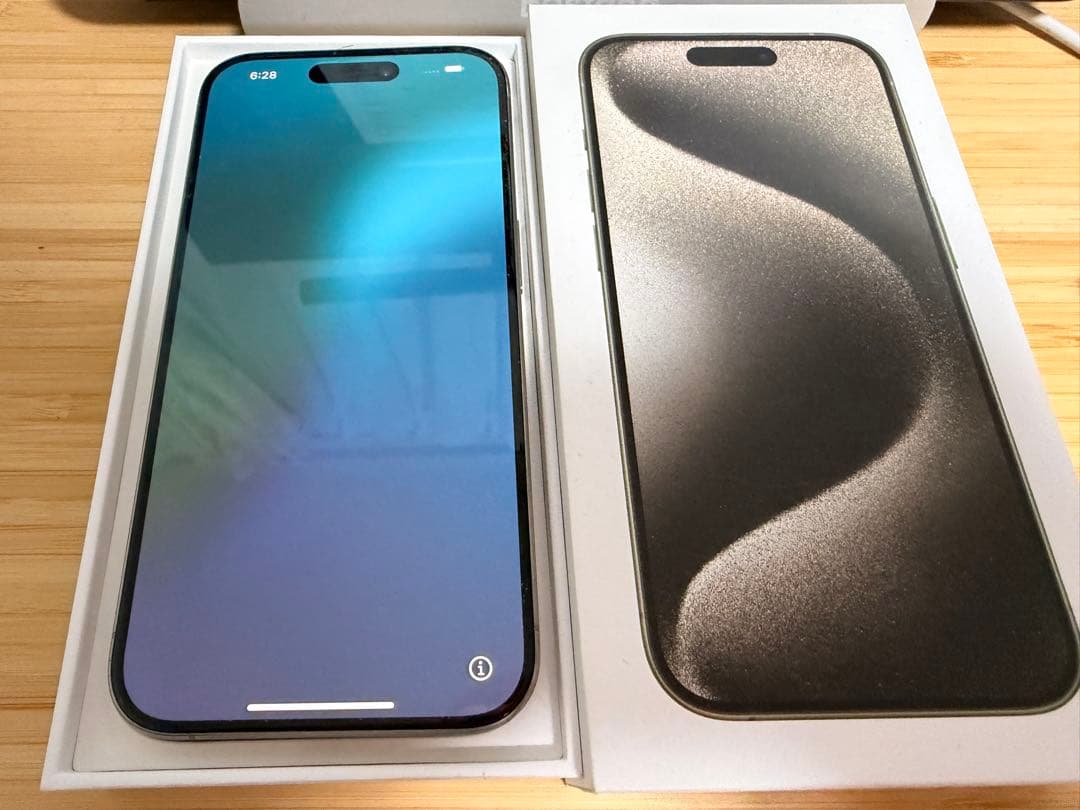 iPhone 15 pro ナチュラルチタニウム 128GB