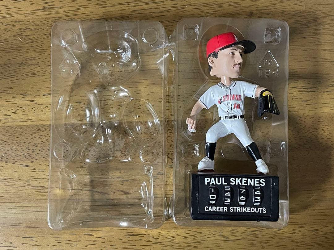 ポールスキーンズ　ルーキーイヤーボブルヘッド　球場配布