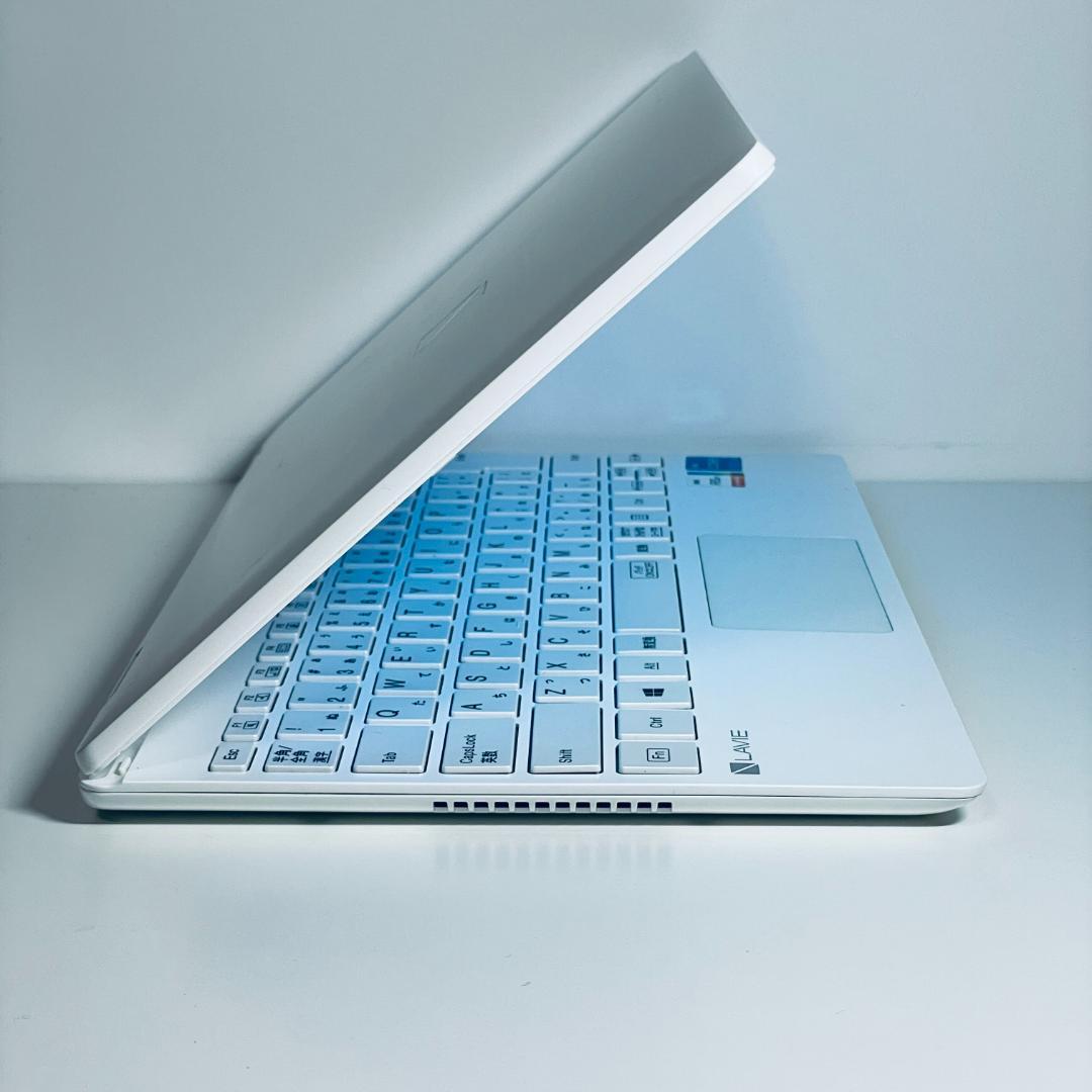 第11世代core i5 NEC LAVIE ノートPC win11 薄型軽量
