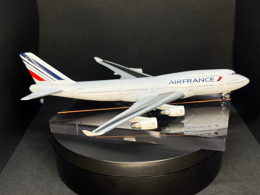 航空機・ヘリコプター APOLLO 1/400 AIR FRANCE 747-400