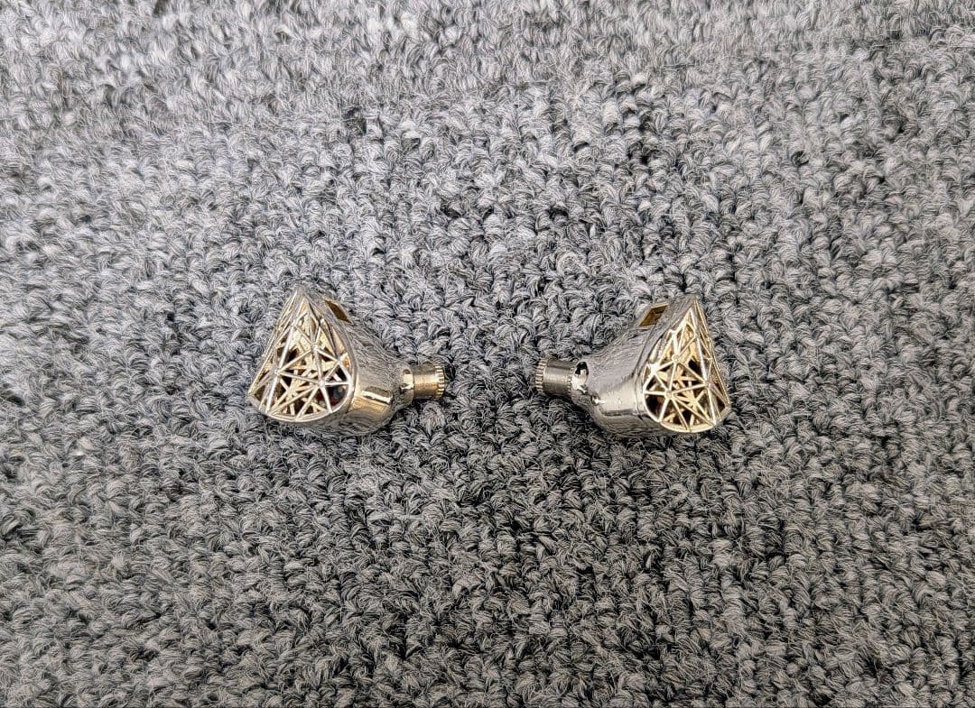 MoonDrop 水月雨 BeautifulWorld 雪月花