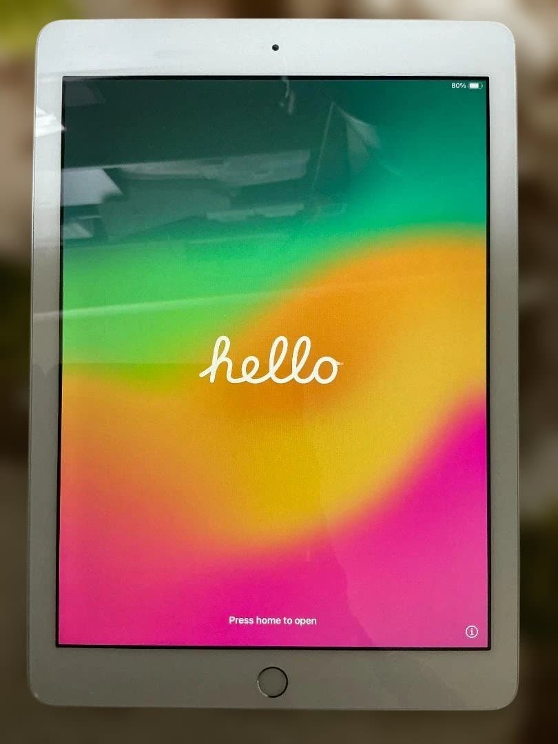 Apple ipad （第6世代）