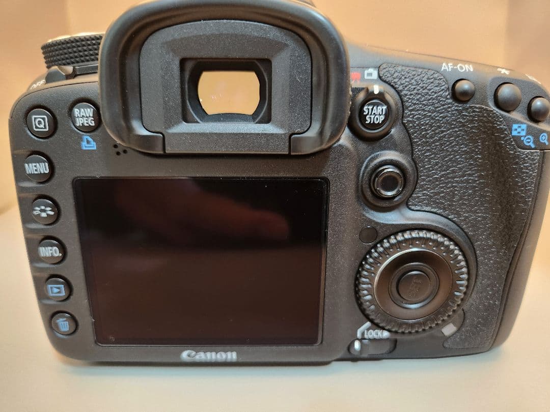 Canon　eos 7D 未使用
