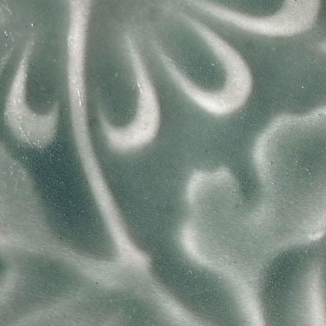 幕末〜明治　鍋島青磁　花文様陽刻葉形皿　12枚　料理屋　古器を楽しむ