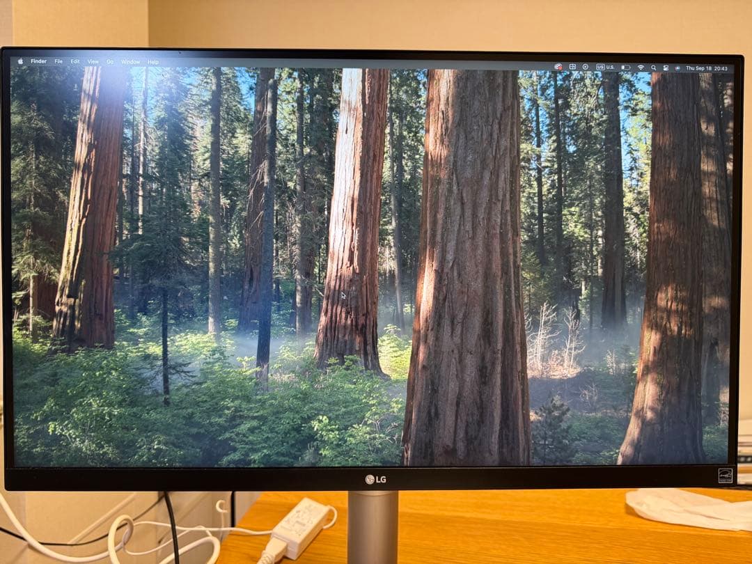 LG 27UK650-W 27インチモニター