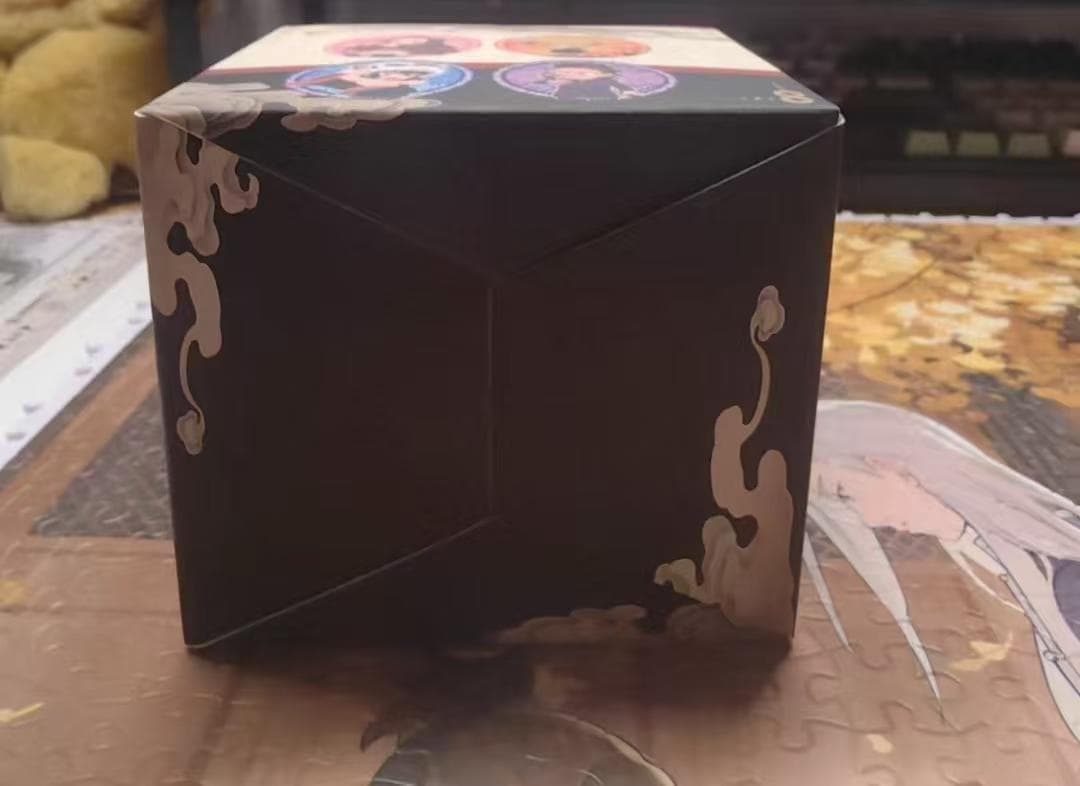 鬼滅の刃 中国限定グッズ 缶バッジド A ver. BOX(8個入り)