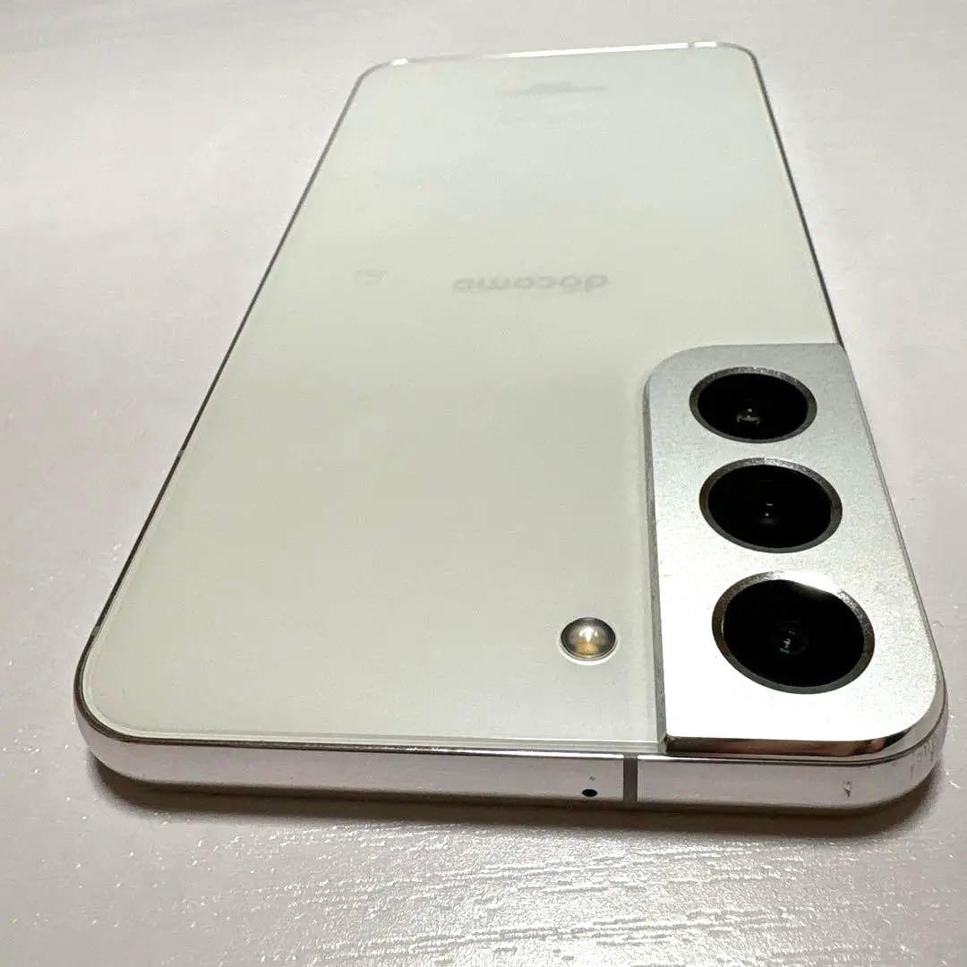 【美品】SAMSUNG Galaxy S22 SC-51C ファントムホワイト