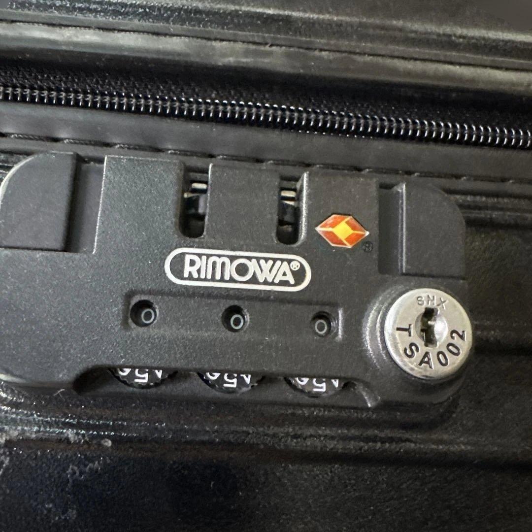 RIMOWA ブラック 4輪キャリーケース　訳アリ　　大容量　サルサ