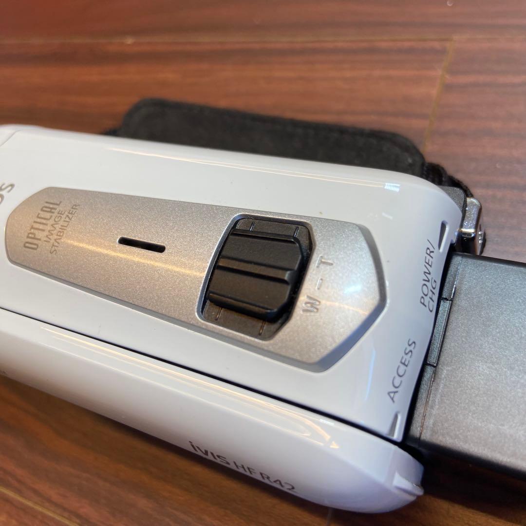 Canon デジタルビデオカメラ iVIS HF R42 ほぼ新品 3400