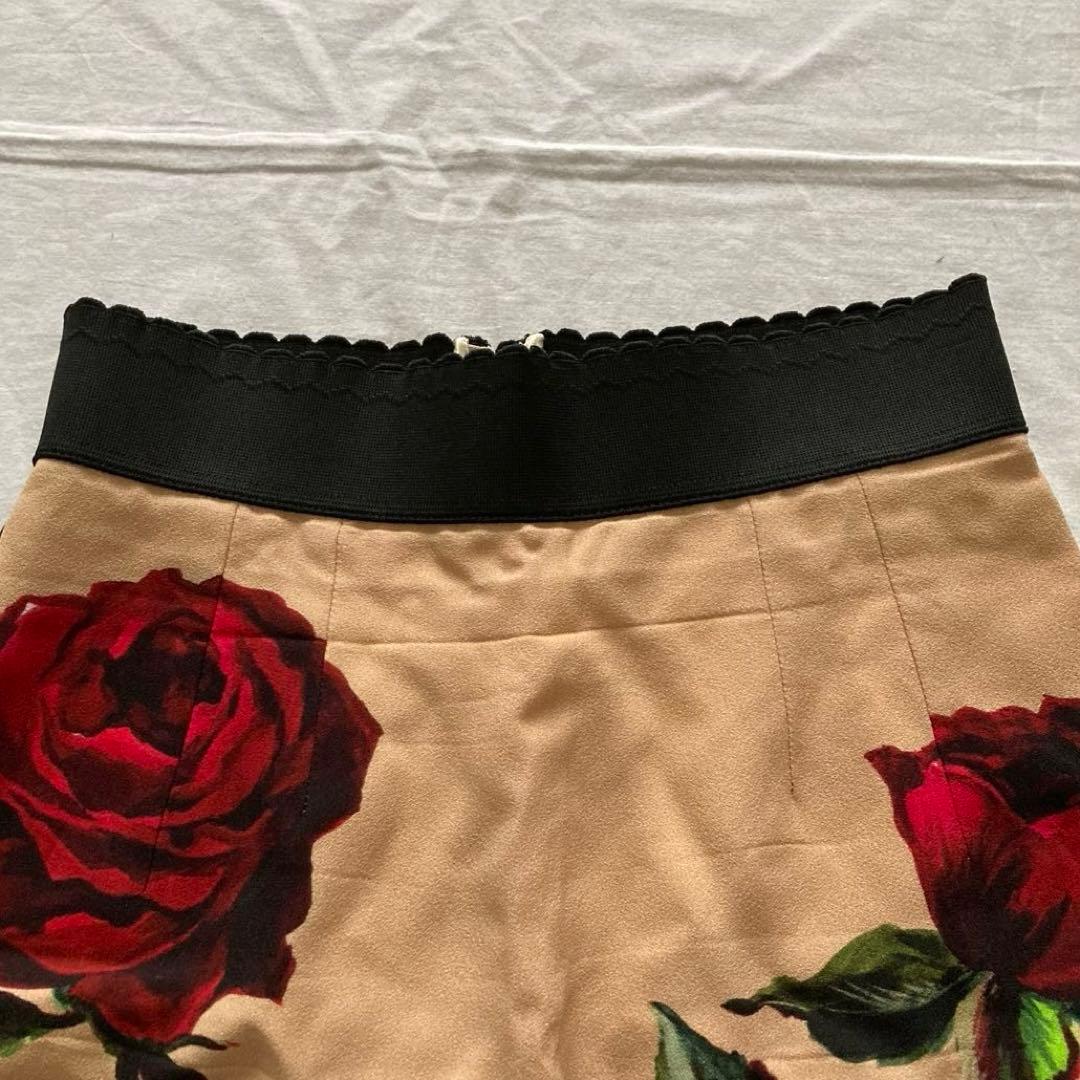 希少　DOLCE&GABBANA　D&G　ひざ丈ミニスカート　バラ　花柄　36