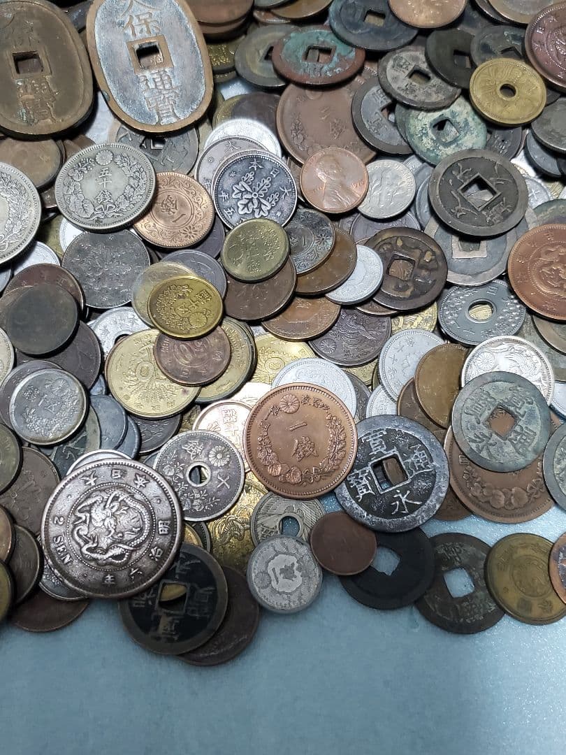 古銭 銀貨 雑銭　たっぷり約３１００g　まとめ売り