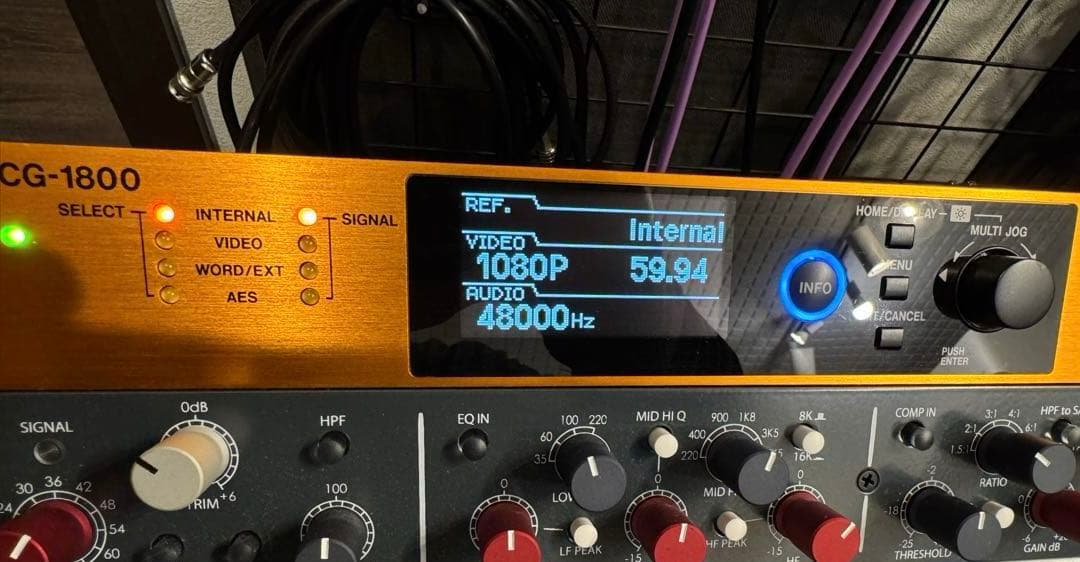 TASCAM CG-1800 マスタークロックジェネレーター