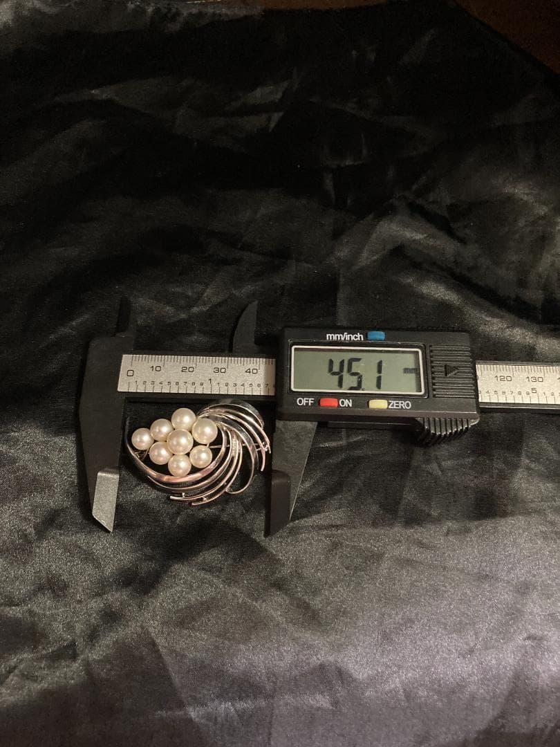 MIKIMOTO ミキモト ブローチ パール 真珠 8珠 シルバー 皇室御用達