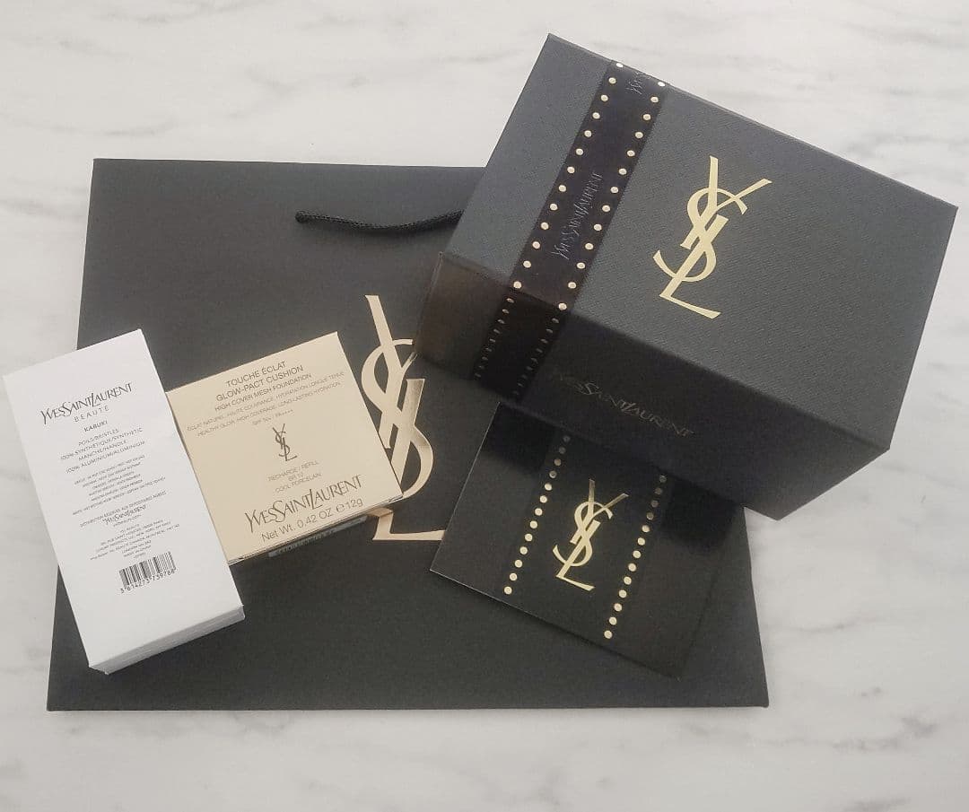 モノ様　　　　　　　　YSL　メイクミーブラッシュ パウダー　12　カブキブラシ