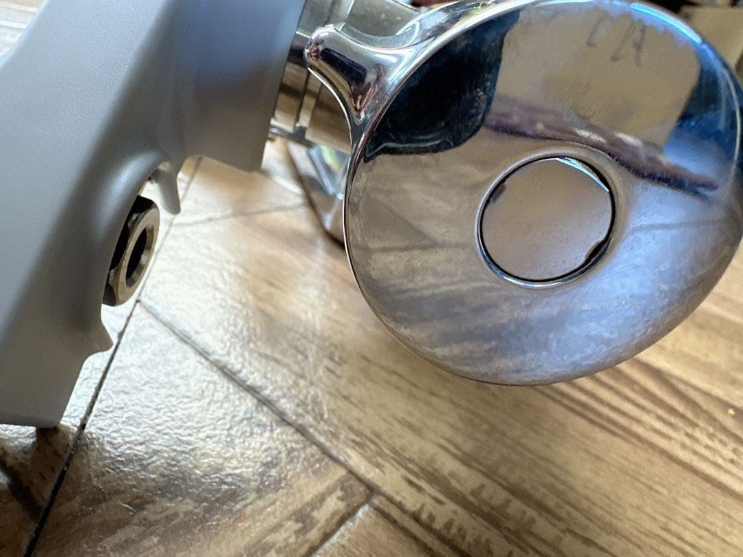 A*n様 TOTO シャワーヘッド クローム仕上げ