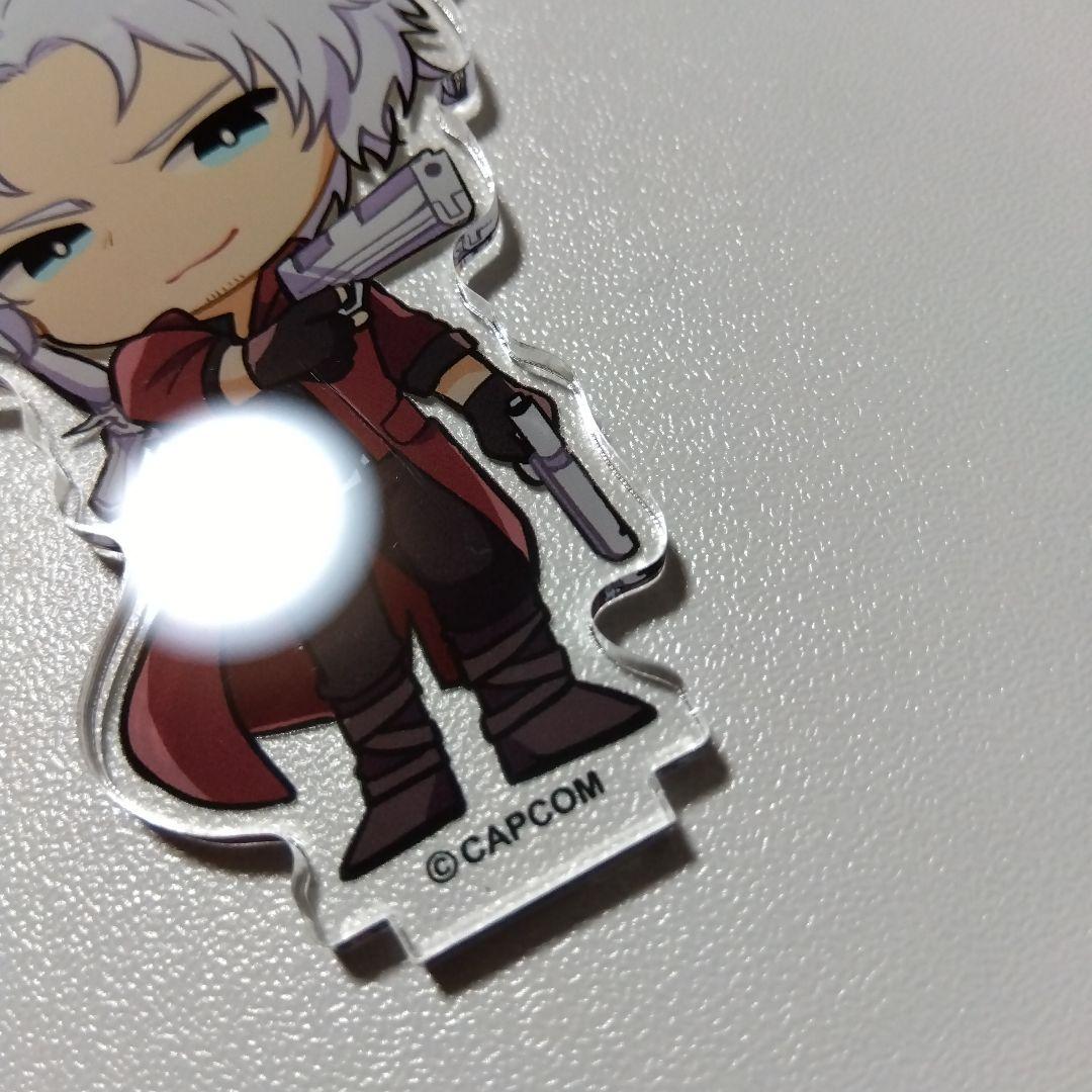 【デビルメイクライ】ダンテ カプコンカフェ アクリルスタンドキーホルダー