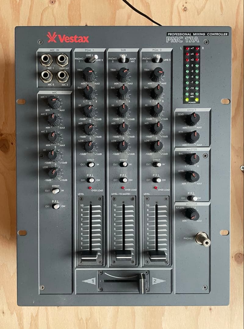 レアVestax ベスタクス PMC-17A DJミキサー