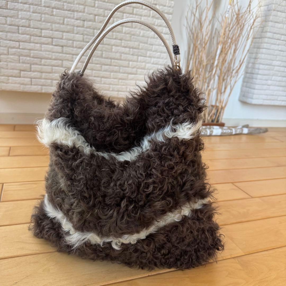 ハンドメイド　羊革シープスキン　ムートン　デイリーバッグ