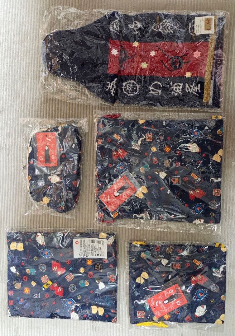 アニメキャラクター柄ポーチセット 5点セット