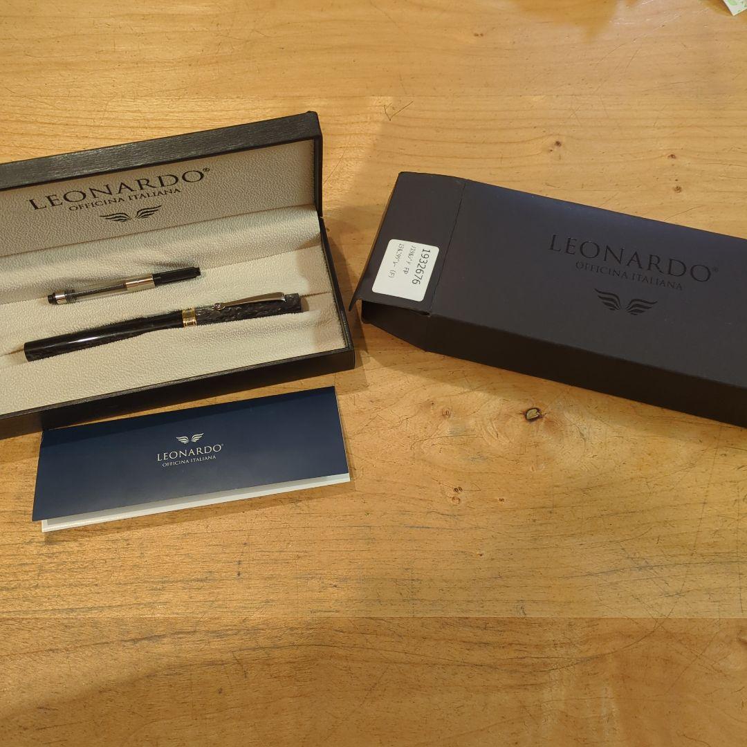万年筆 　LEONARDO ノスタルジア エテルニタグレー　日本限定モデル