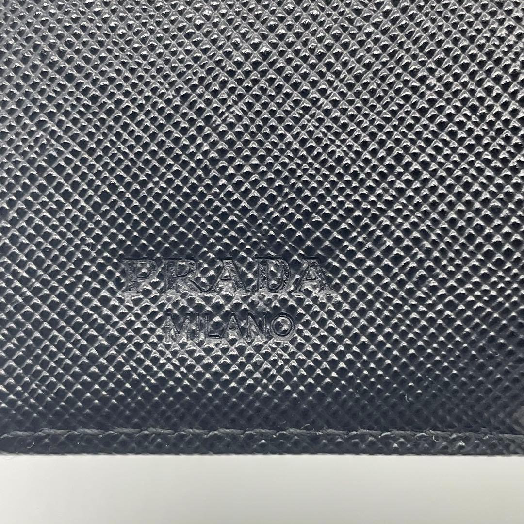 ゆいち様　　PRADA プラダ ナイロン 折り財布 w10