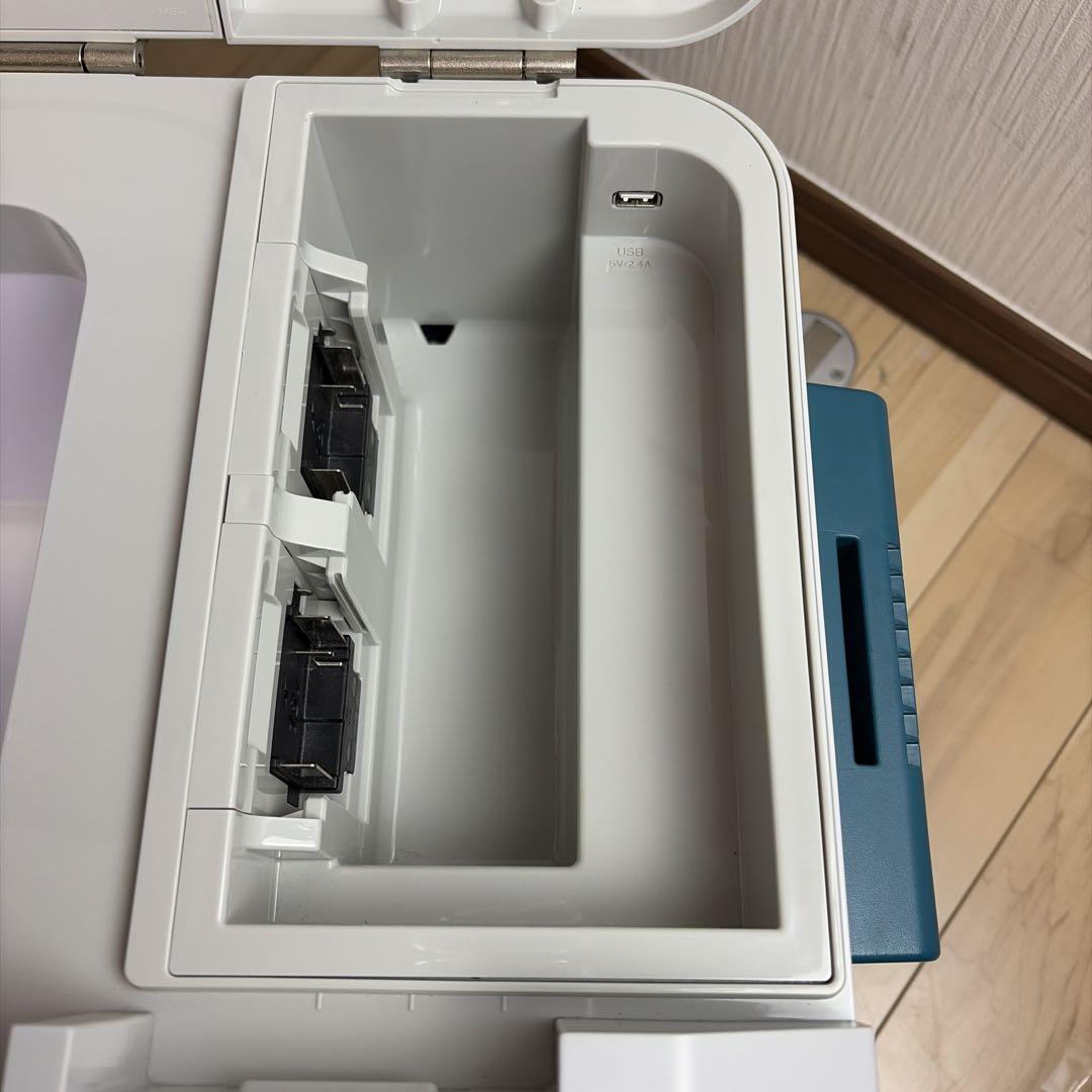 makita マキタ CW180D 充電式保冷温庫　ジャンク