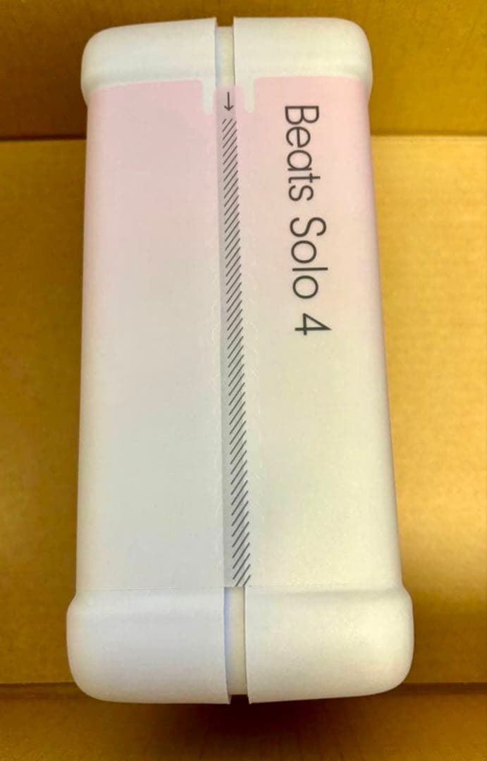 【新品未開封】Beats Solo 4 ヘッドフォン　クラウドピンク