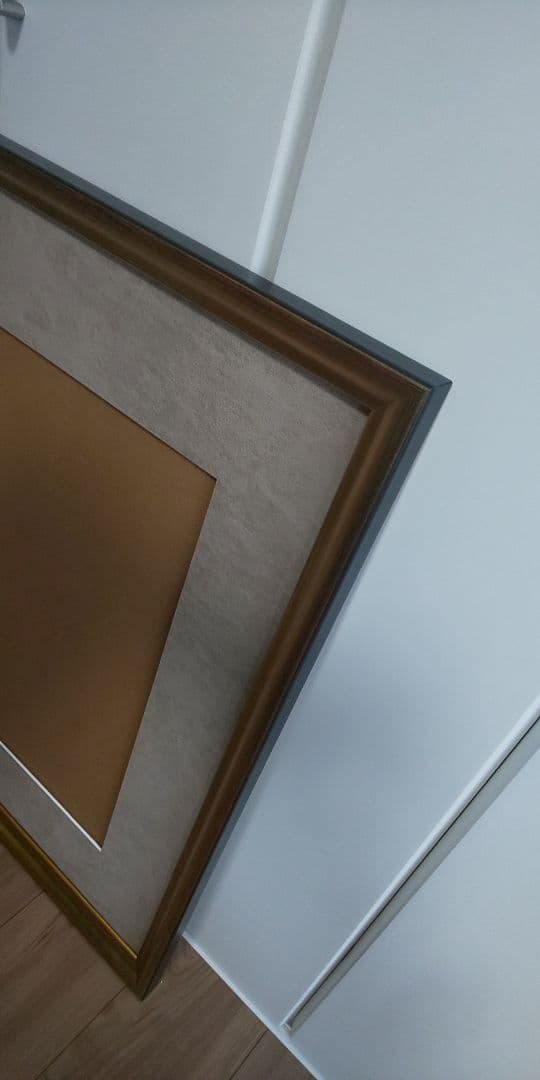 金色の木製額縁