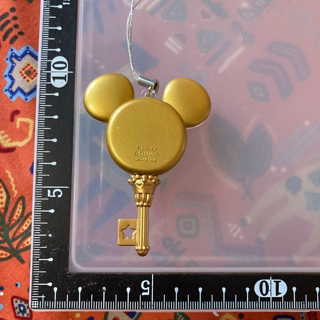 ディズニーキー　チップとデール