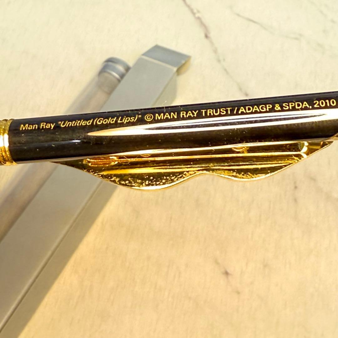 Man Ray 唇型ボールペン
